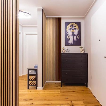 A&V Apartments Wunderschoene Penthouse Wohnung 默尔斯 外观 照片