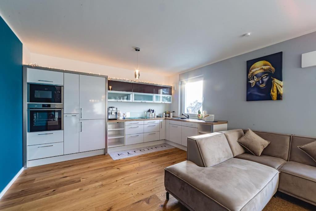 A&V Apartments Wunderschoene Penthouse Wohnung 默尔斯 外观 照片